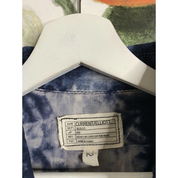 Current Elliot Size 2 Medium Blue Tie Dye Button Front Long Sleeve Shirt - Picture 3 of 4